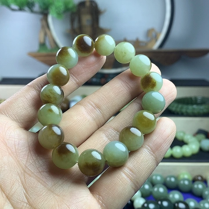 和田玉未镶嵌手串