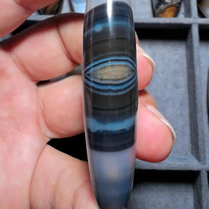 玛瑙/玉髓颈饰合金
