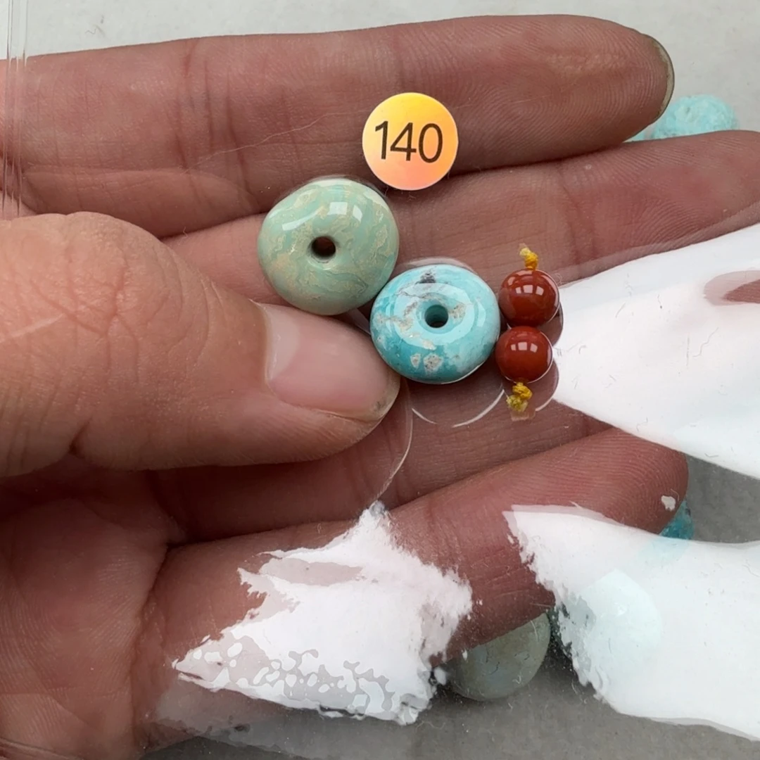 南红玛瑙未镶嵌珠宝奇石