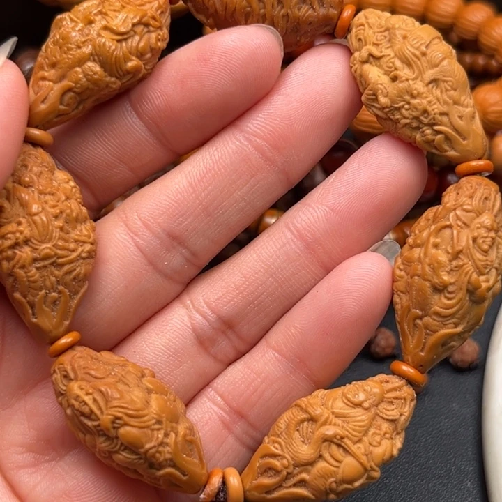 吊坠猴头核桃橄榄