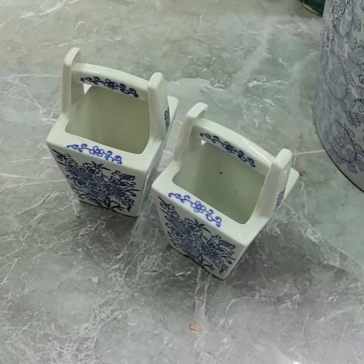 玉***翠瓷器花盆两个包邮