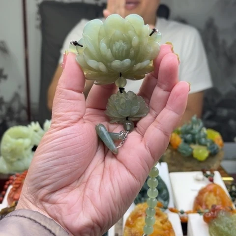 岫玉未镶嵌挂件茹*