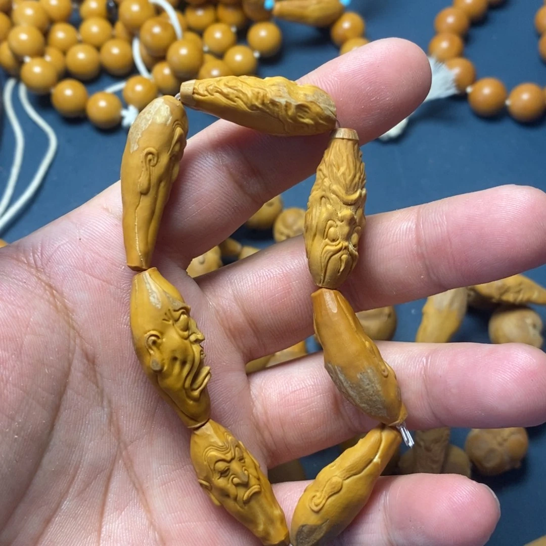 橄榄核吊坠困OK兔子我就困哦来咯哦哦我