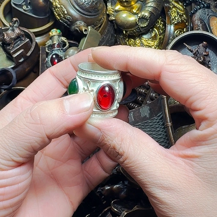 铜器摆件收收藏藏