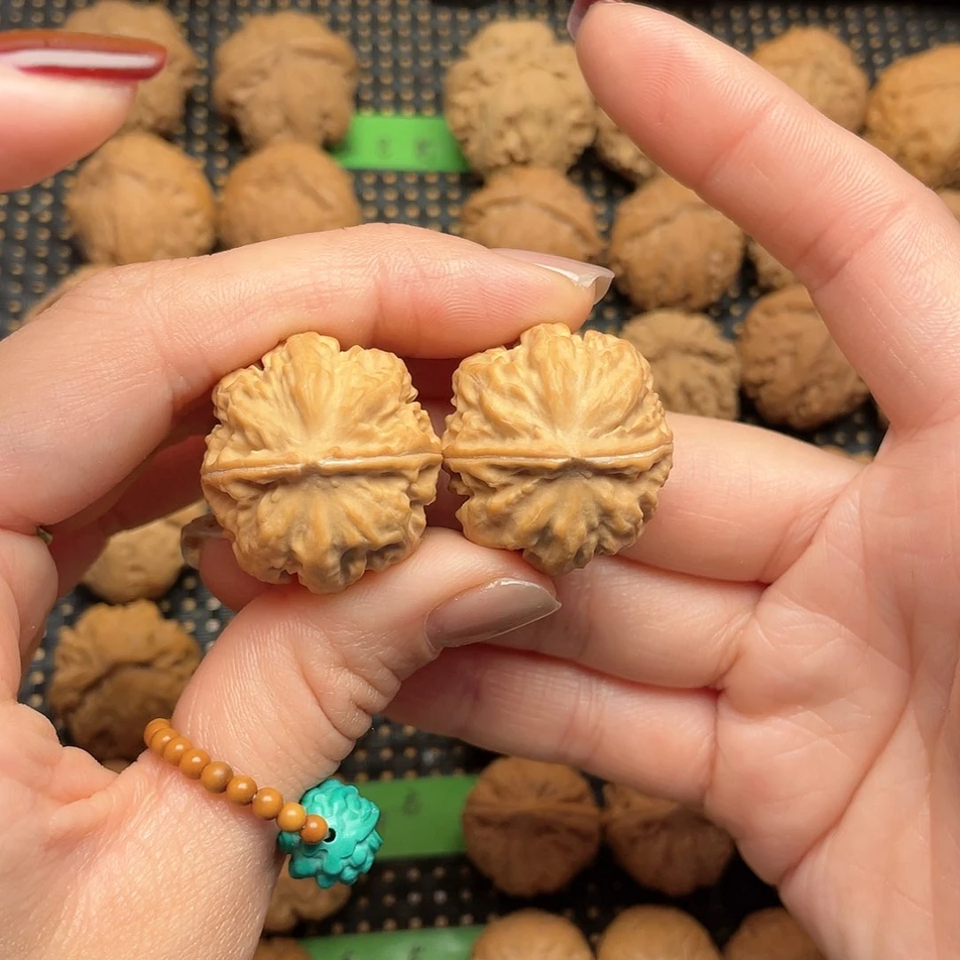 文玩核桃吊坠?***?28尺全品粗筋