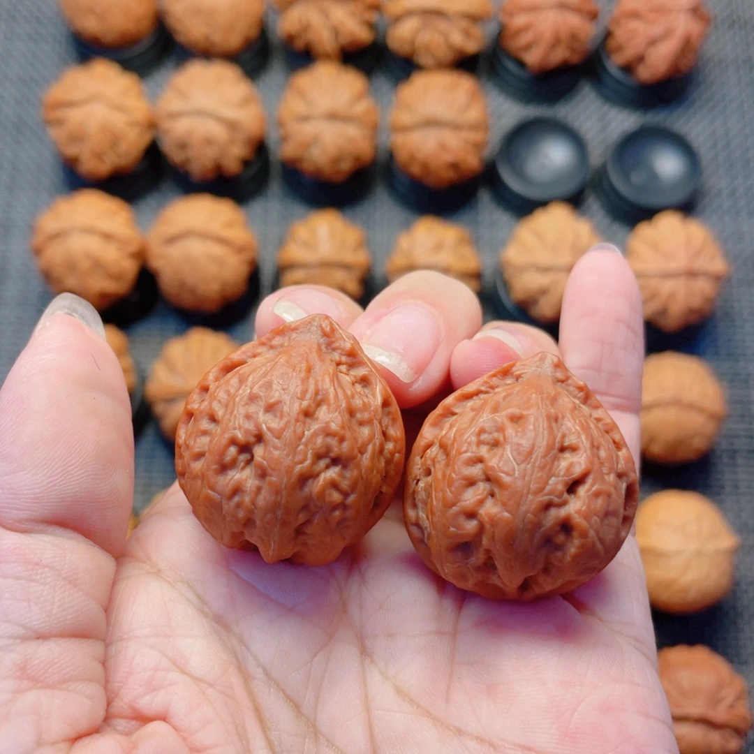 把件文玩核桃红灵珠