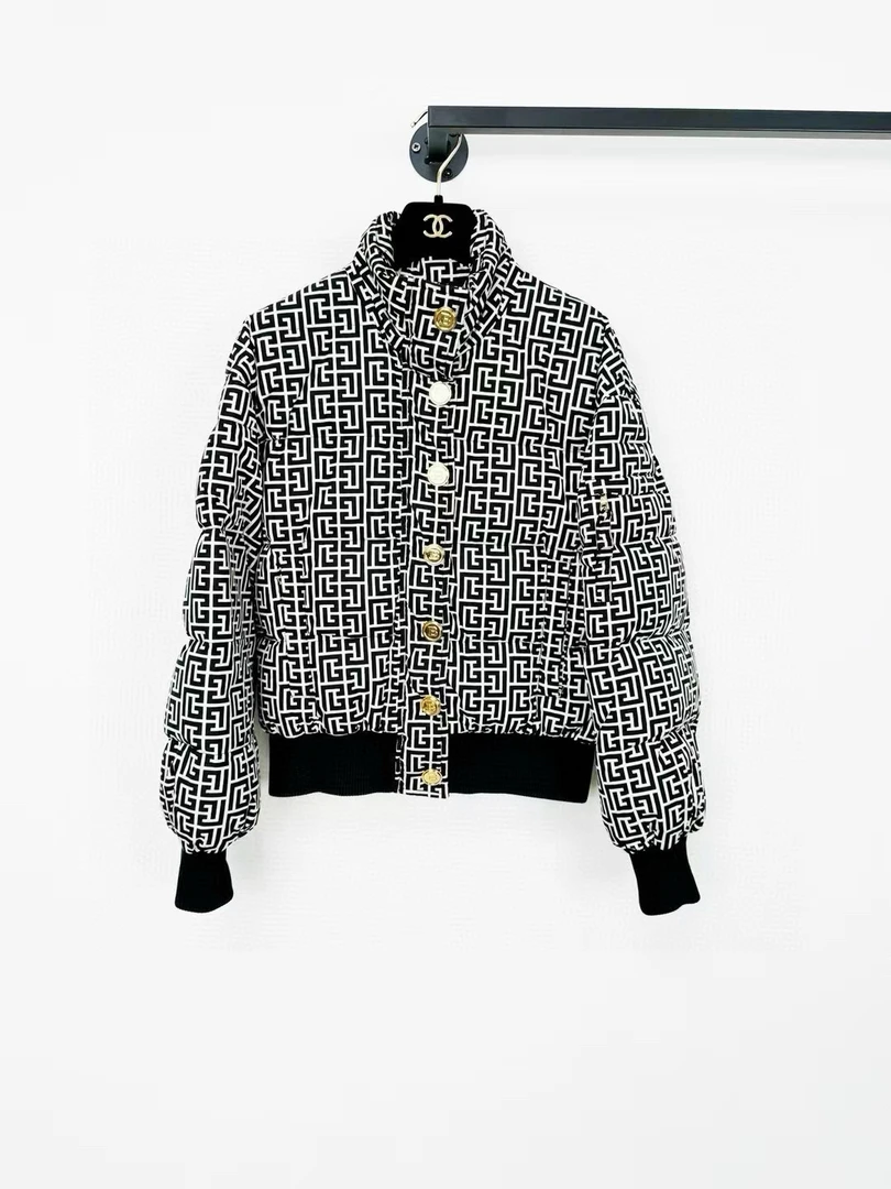 99新 BALMAIN/巴尔曼 Balmain巴尔曼羽绒服 正品 34码