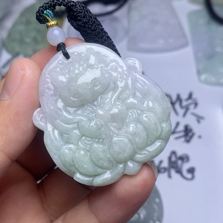 颈饰未镶嵌翡翠单*狗翡翠