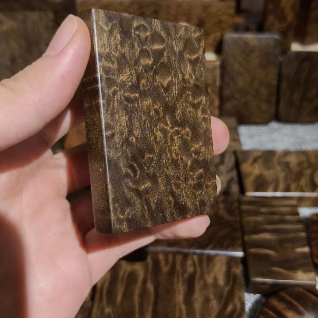 金丝楠金丝楠木阴沉木