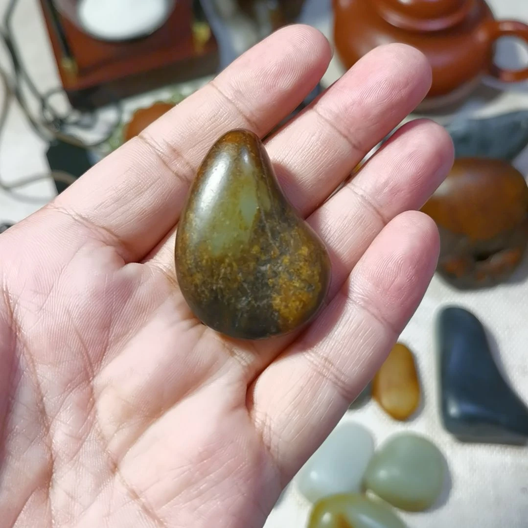 和田玉（糖玉）未镶嵌挂件