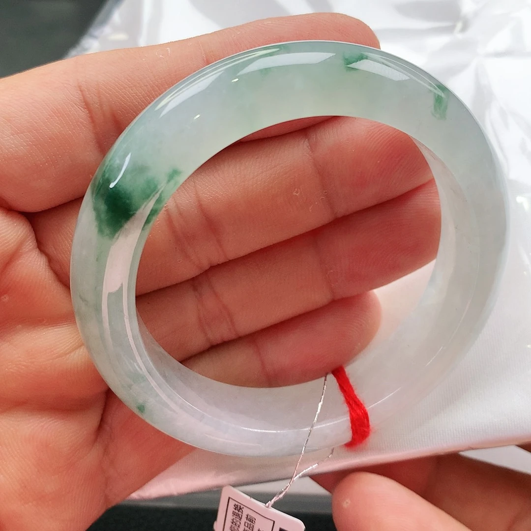 未镶嵌手镯翡翠天然翡翠手镯