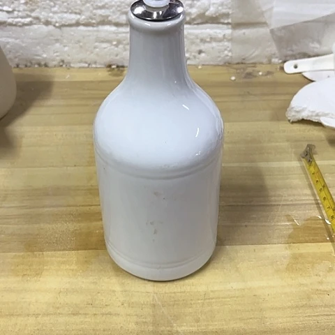 微瑕，不能明火，油壶针孔