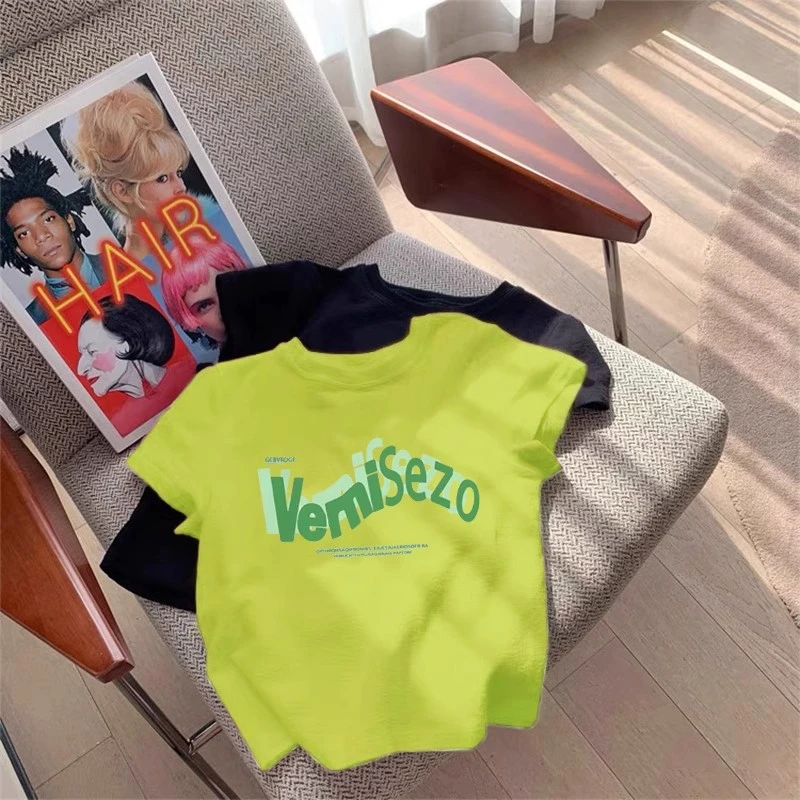 2025新款夏季荧光绿短袖t恤女美式潮牌字母印花小个子正肩短上衣