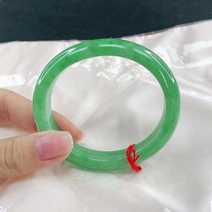 翡翠未镶嵌手镯圈55.4，15035