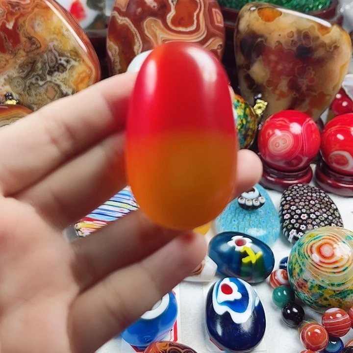 玛瑙/玉髓未镶嵌珠宝奇石