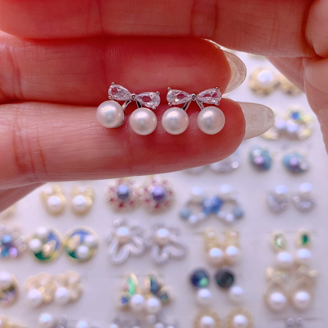 淡水珍珠合金耳饰