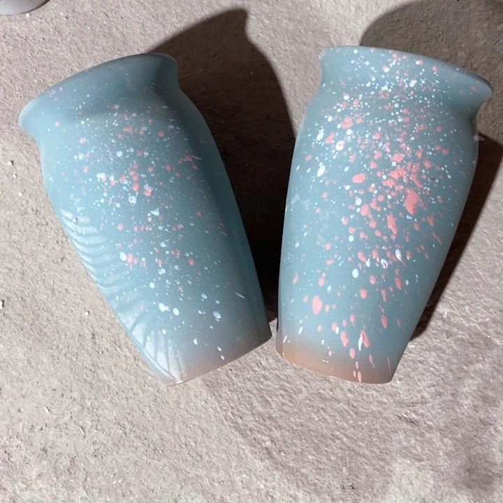 紫砂花盆口径14高度26两只正品