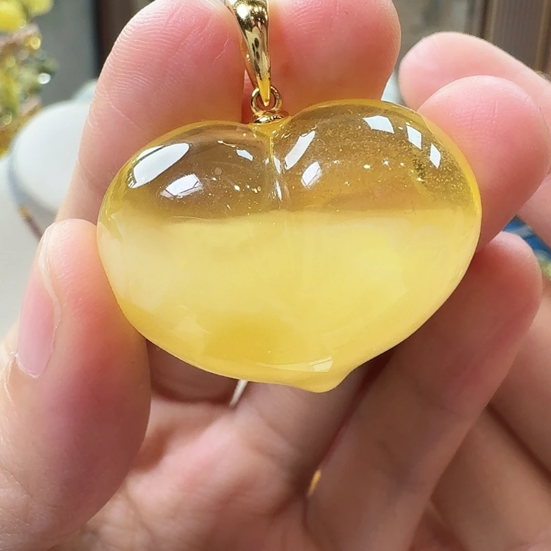 琥珀未镶嵌颈饰吊坠