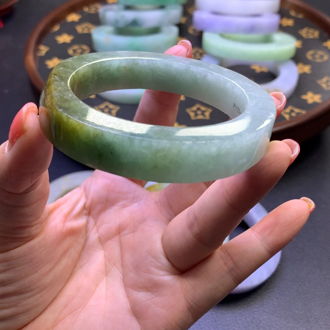 未镶嵌翡翠定制翡翠