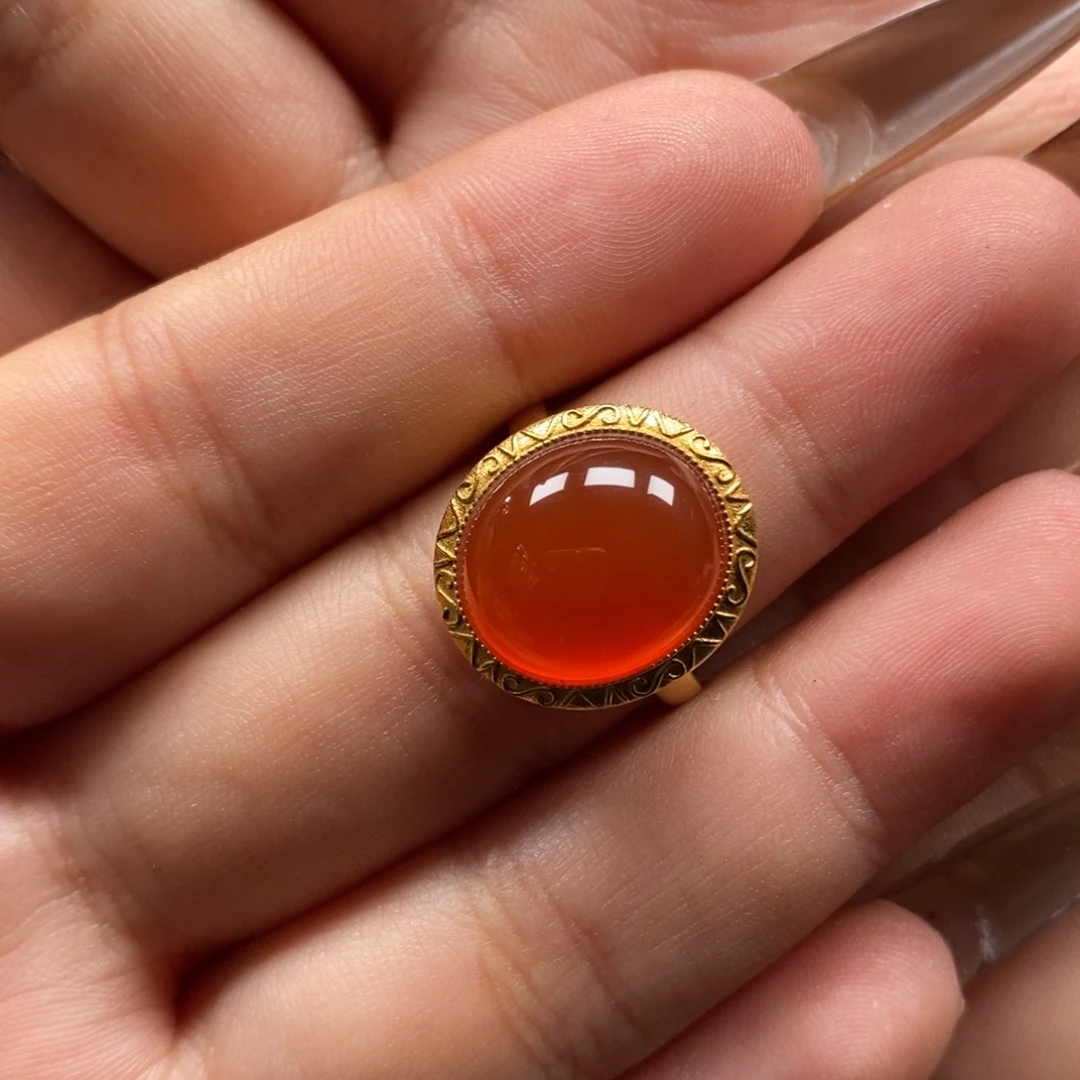 南红玛瑙18K金镶嵌戒指