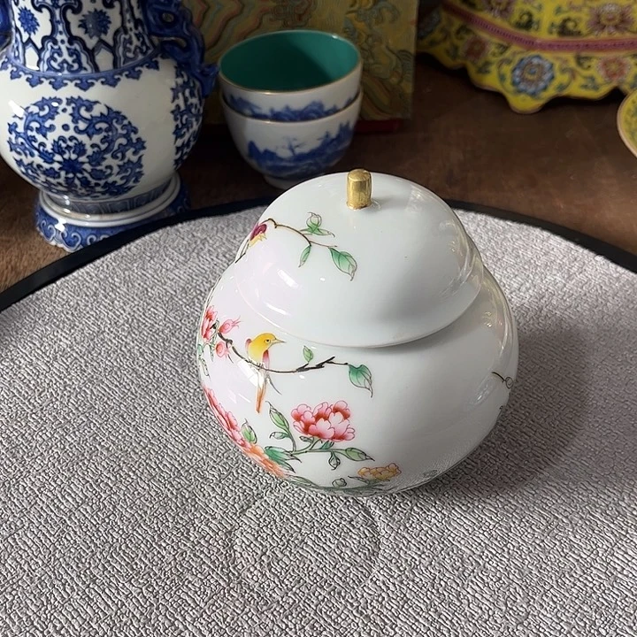 摆件瓷粉彩花鸟瓷器