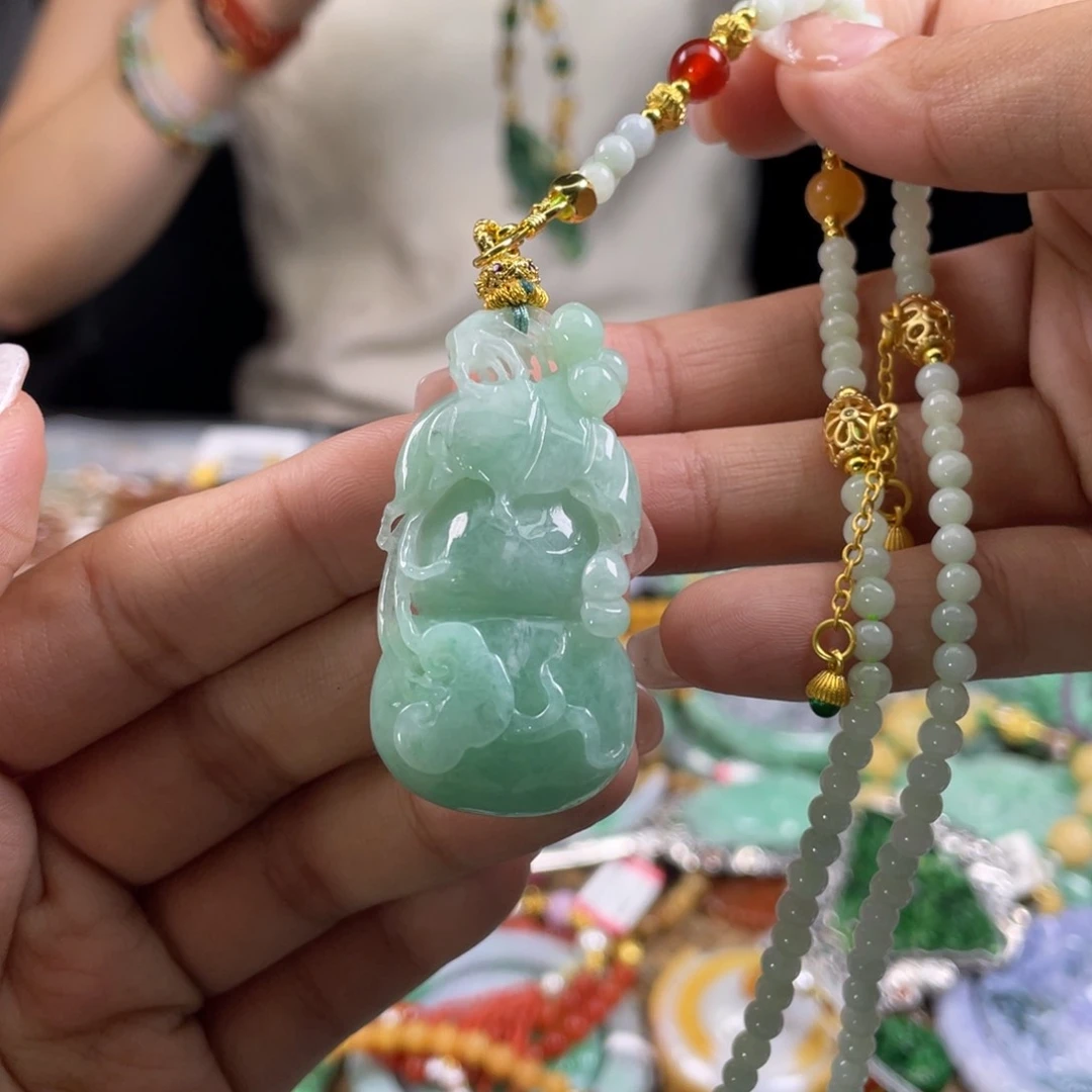 翡翠未镶嵌颈饰代编织