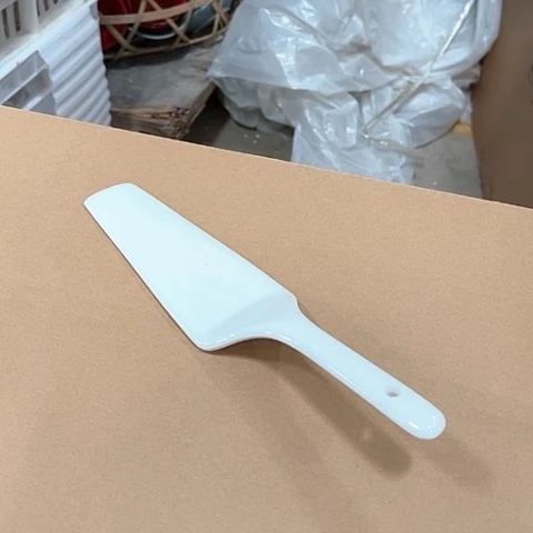 微瑕，不能明火，长度23厘米一个