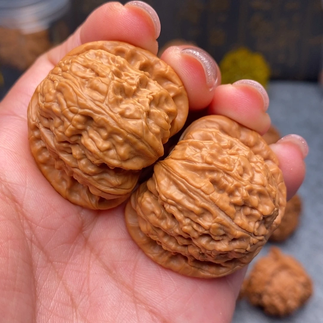 文玩核桃把件精品小球白38