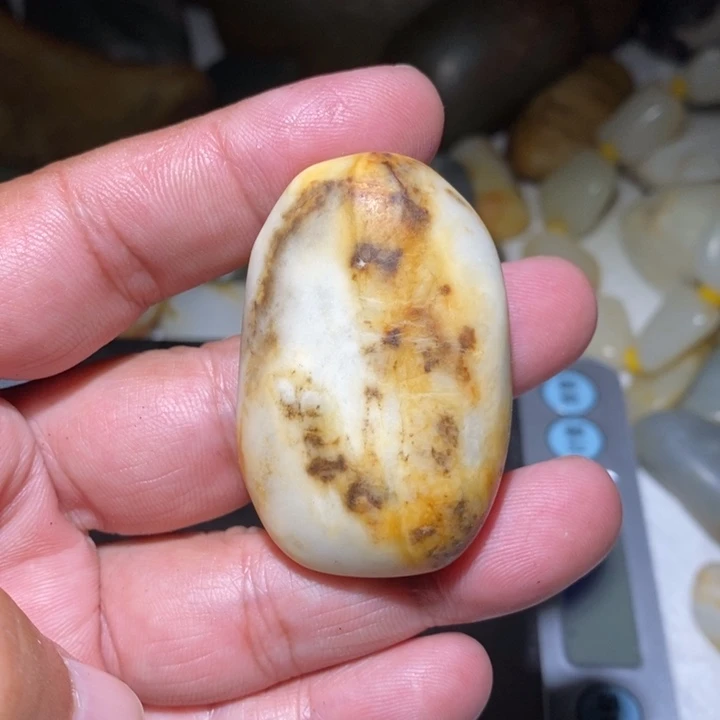 和田玉（子料）未镶嵌颈饰