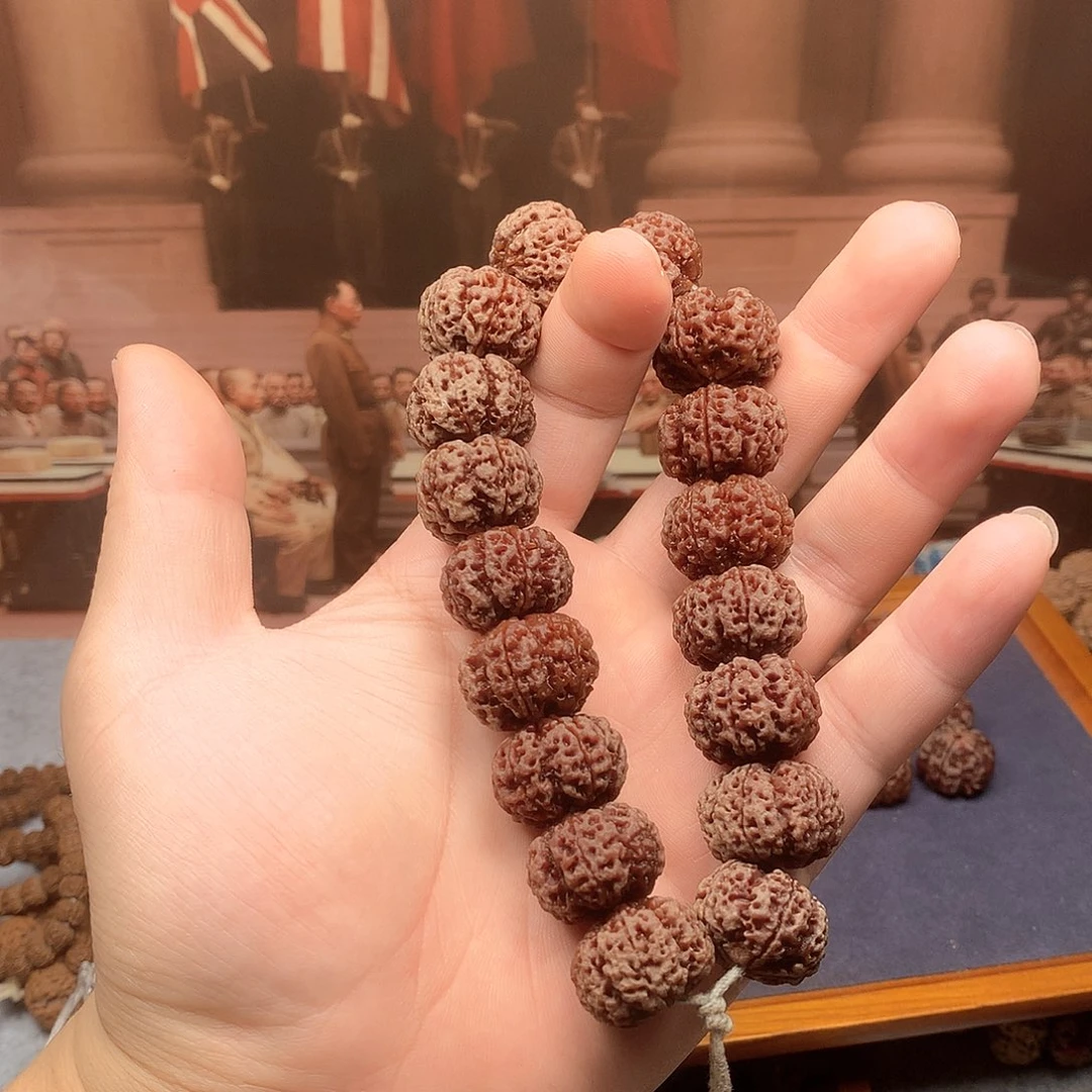 金刚菩提吊坠大*2。