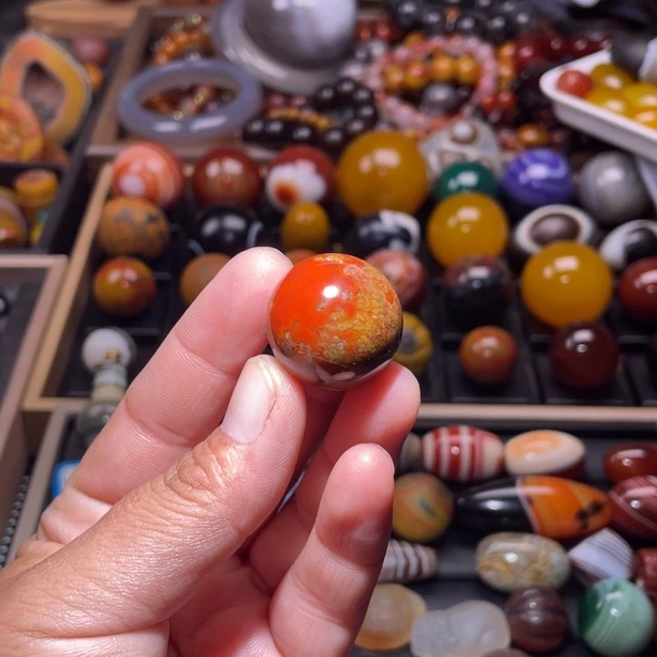 玛瑙/玉髓配珠未镶嵌金**米