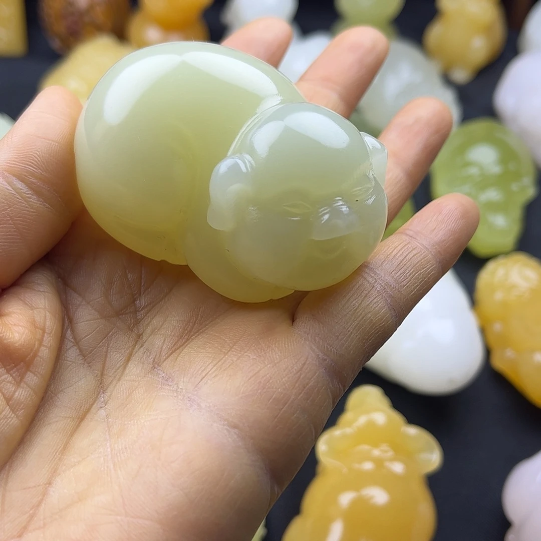 花***华昆仑玉石手把件碧玺（处理）