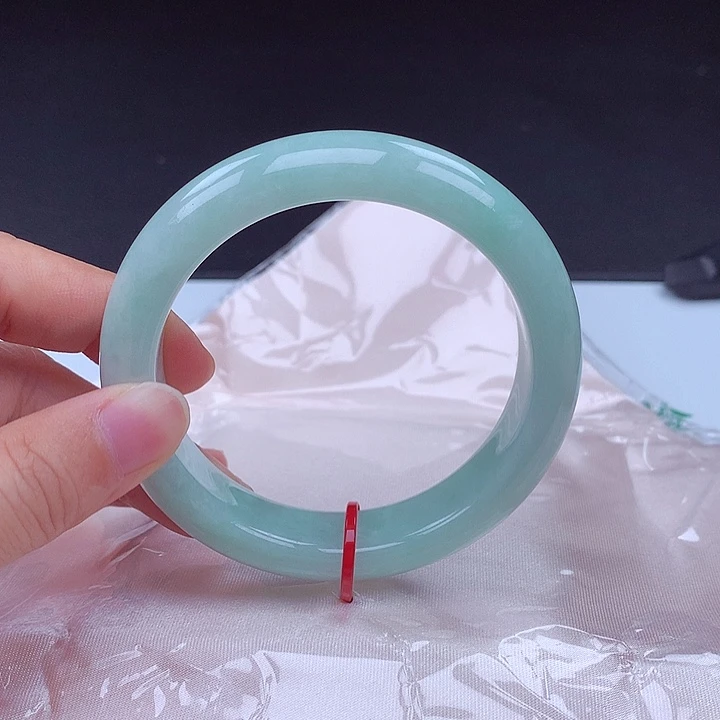 翡翠手镯未镶嵌手镯001726