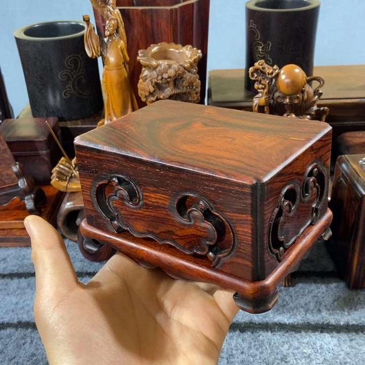 贡木5*2盒子一个一个。