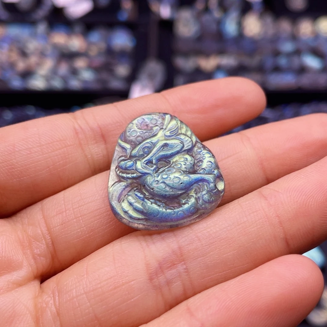 手链未镶嵌长石安****?