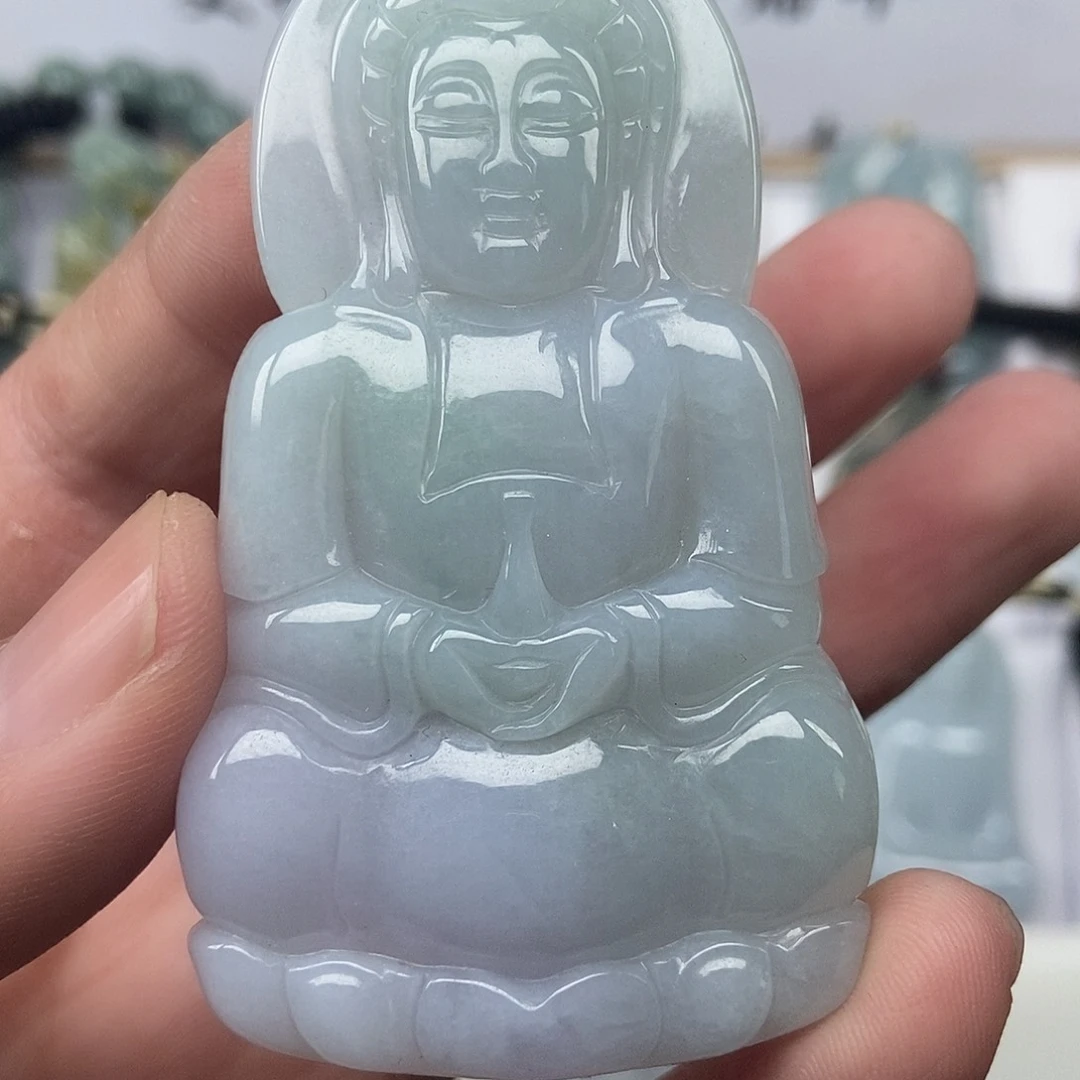 颈饰未镶嵌翡翠观音