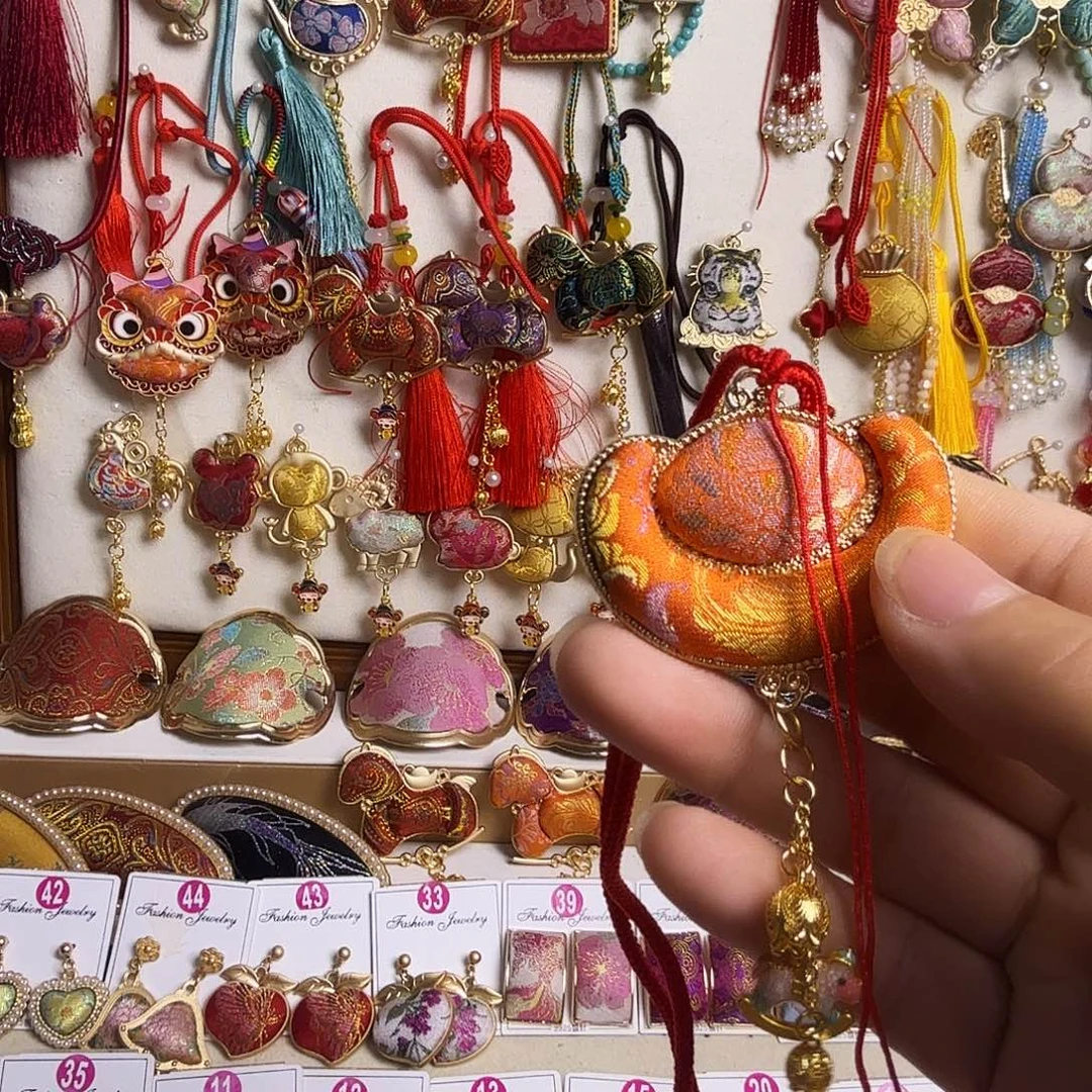 肖***雅铜合金合金手工制作