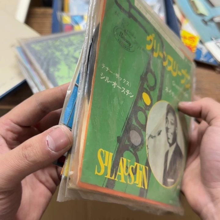 是*猫哈哈哈哈哈哈哈哈