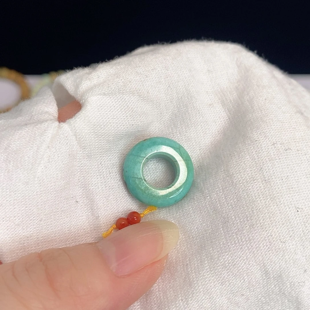 南红玛瑙未镶嵌珠宝奇石