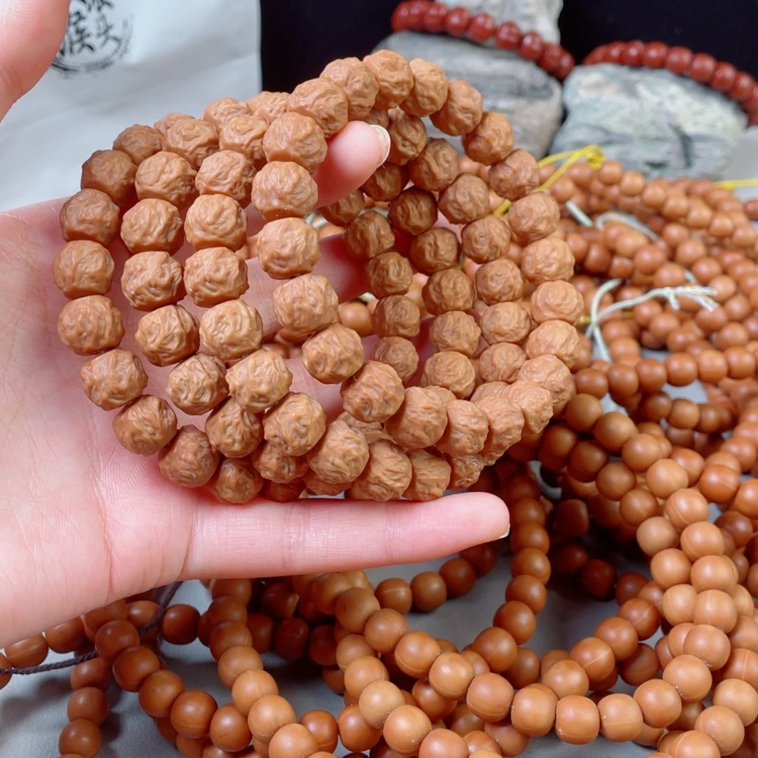 猴头核桃手串龙蛇之变瑕疵