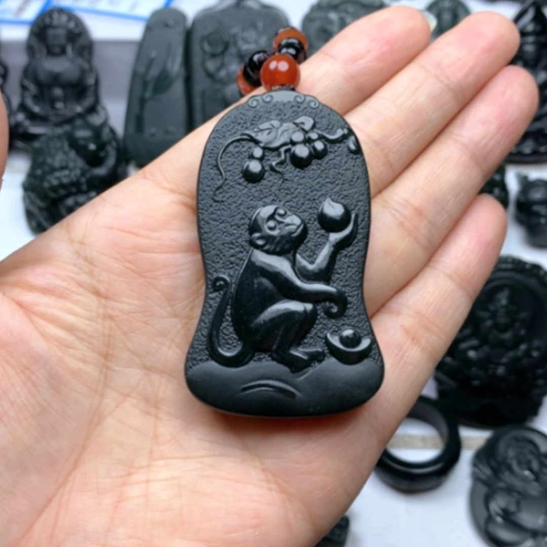 【闪购商品】颈饰未镶嵌和田玉双面雕刻