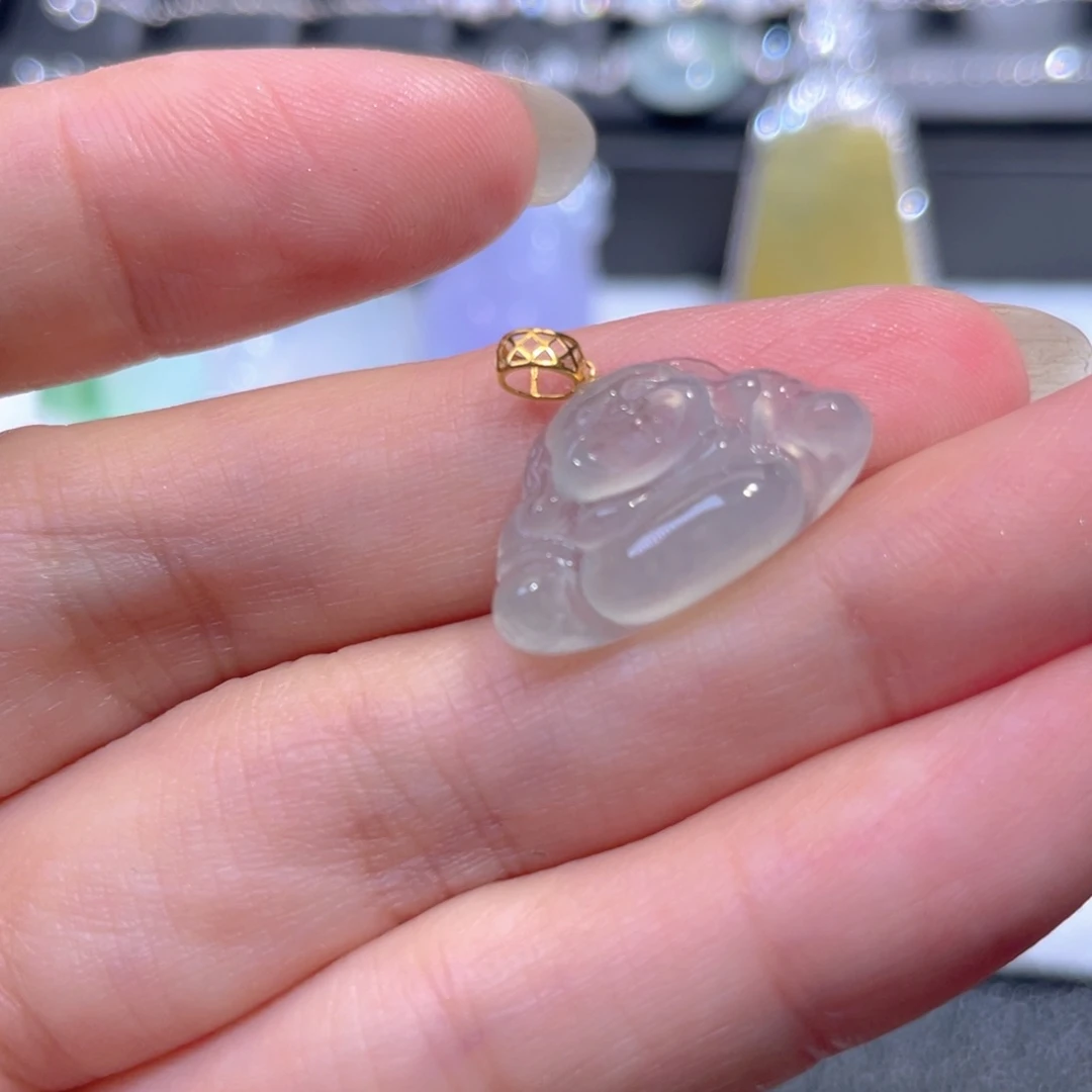 翡翠18K金镶嵌颈饰翡翠