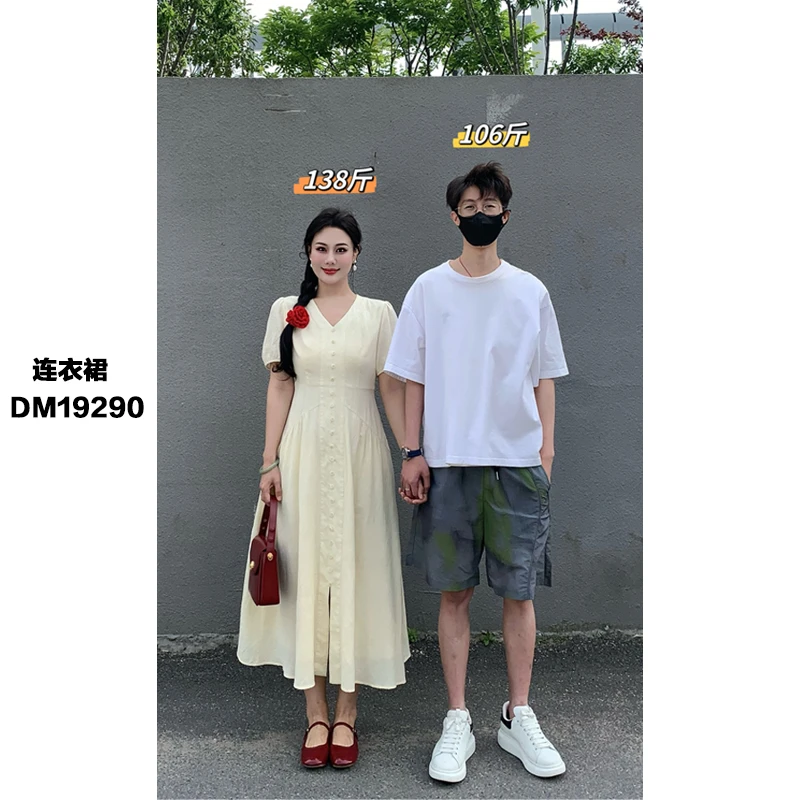 DM19290【花季】V领修饰颈部线条压褶灯笼袖超显腰细显瘦连衣裙