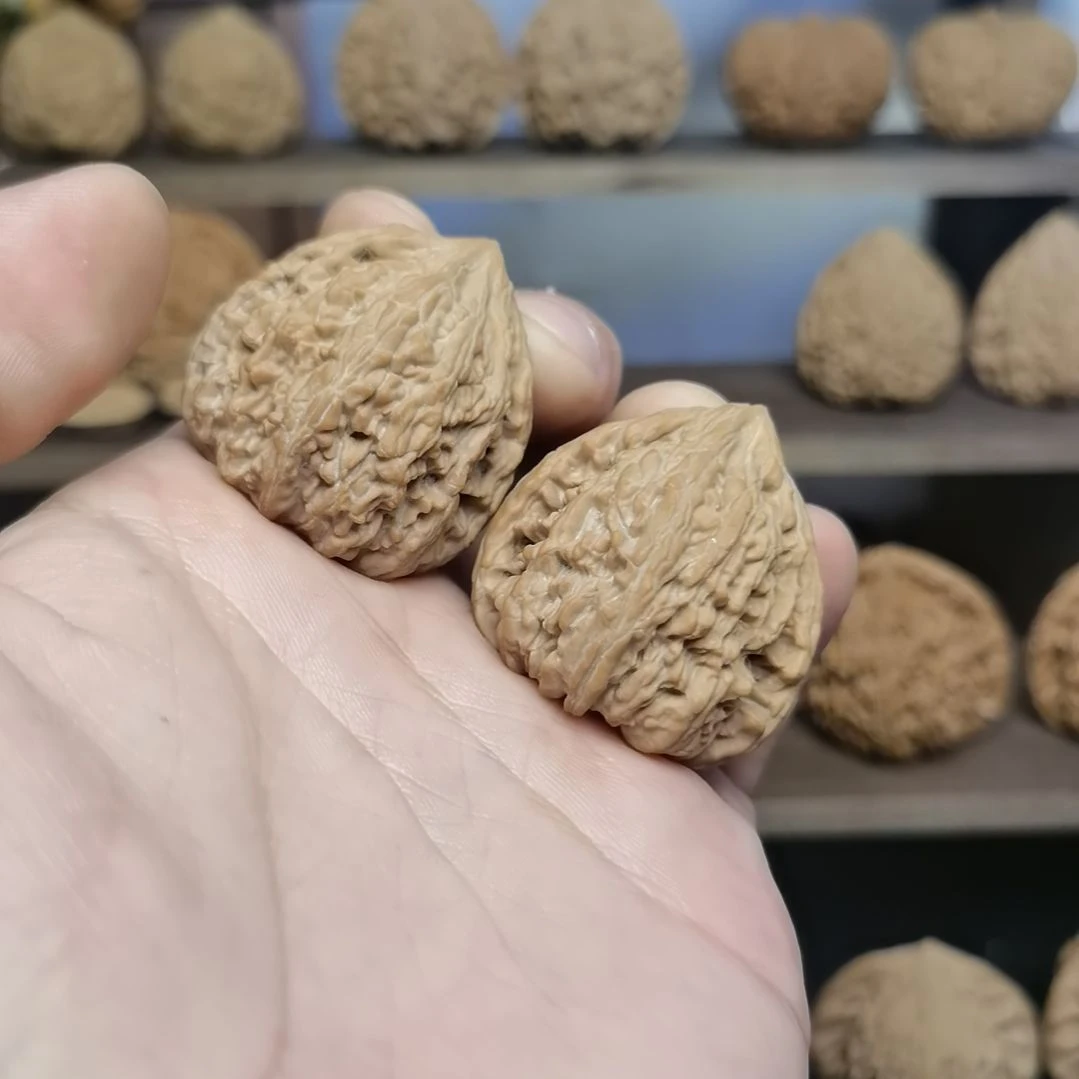 把件文玩核桃35全品红皮三角塔尖