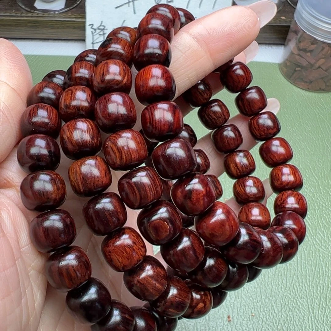 降真香其他海南红降1.0老型红油底芝麻点满结油浮力价