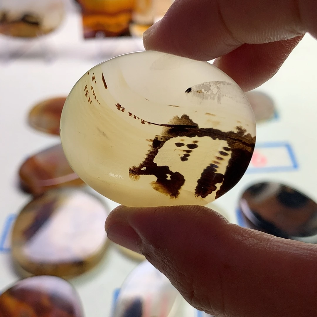 玛瑙/玉髓未镶嵌珠宝半成品