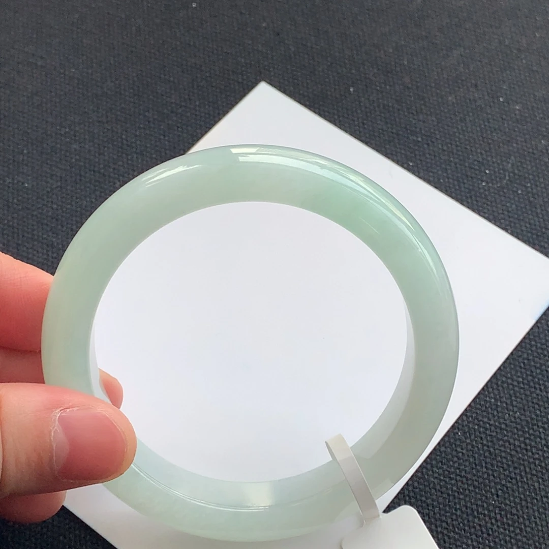 翡翠未镶嵌手镯28号