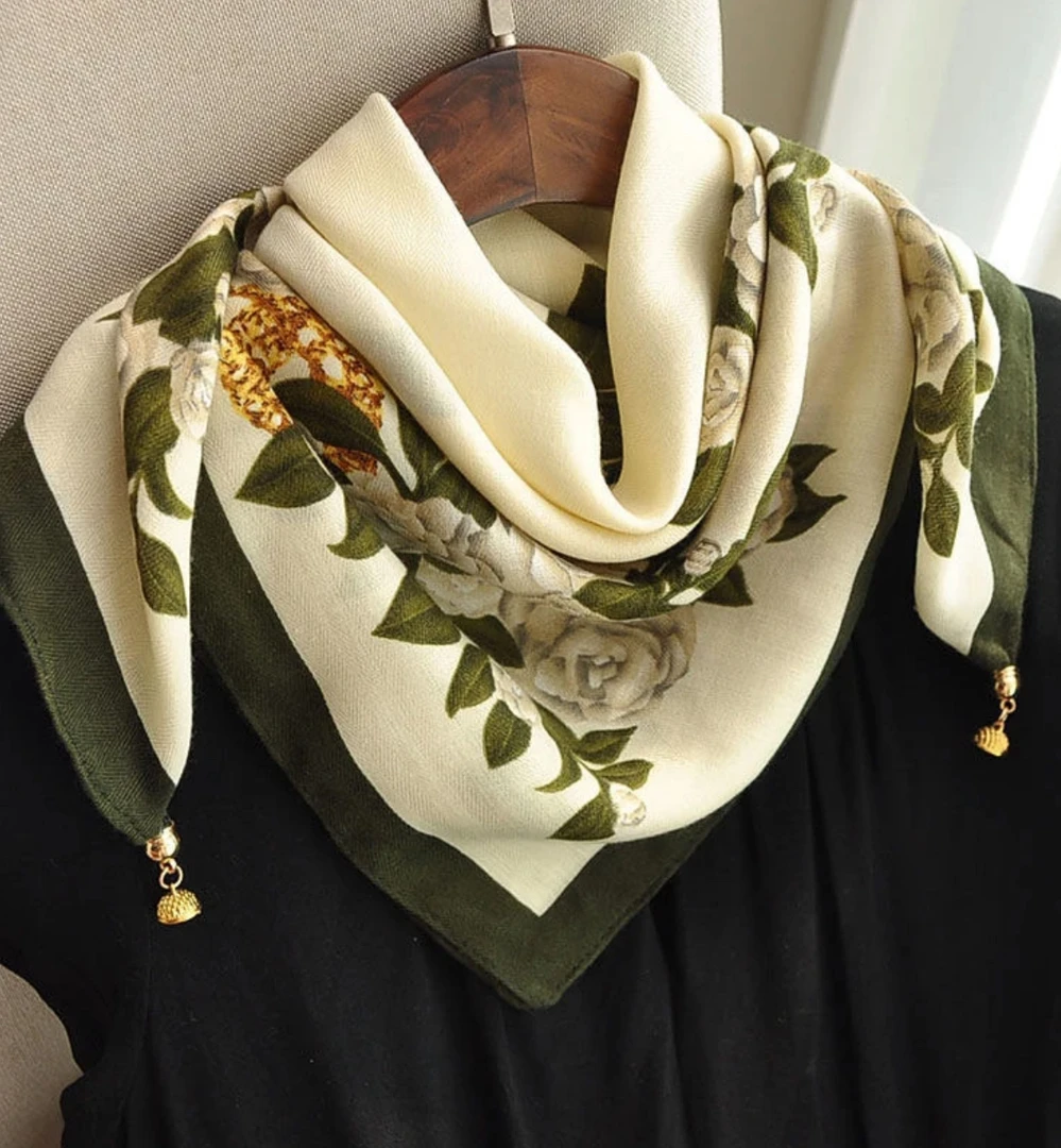 【H54-10 山茶】2024新款潮流女士复古磁吸气质围保暖丝巾