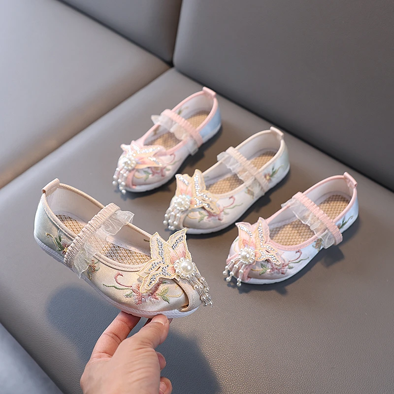 女童绣花鞋春夏季中国风布鞋老北京儿童汉服鞋宝宝古装古风演出鞋