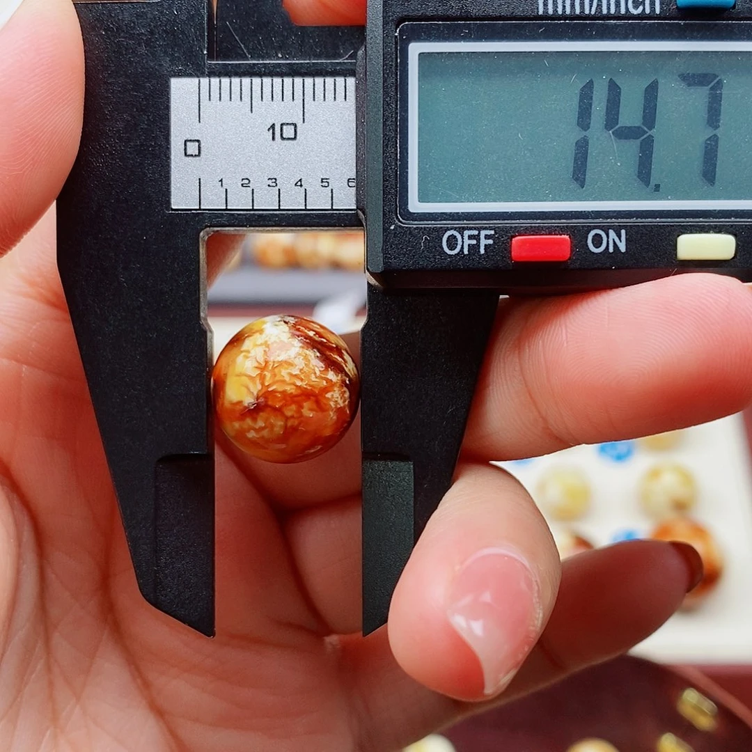 琥珀未镶嵌裸石蜜蜡